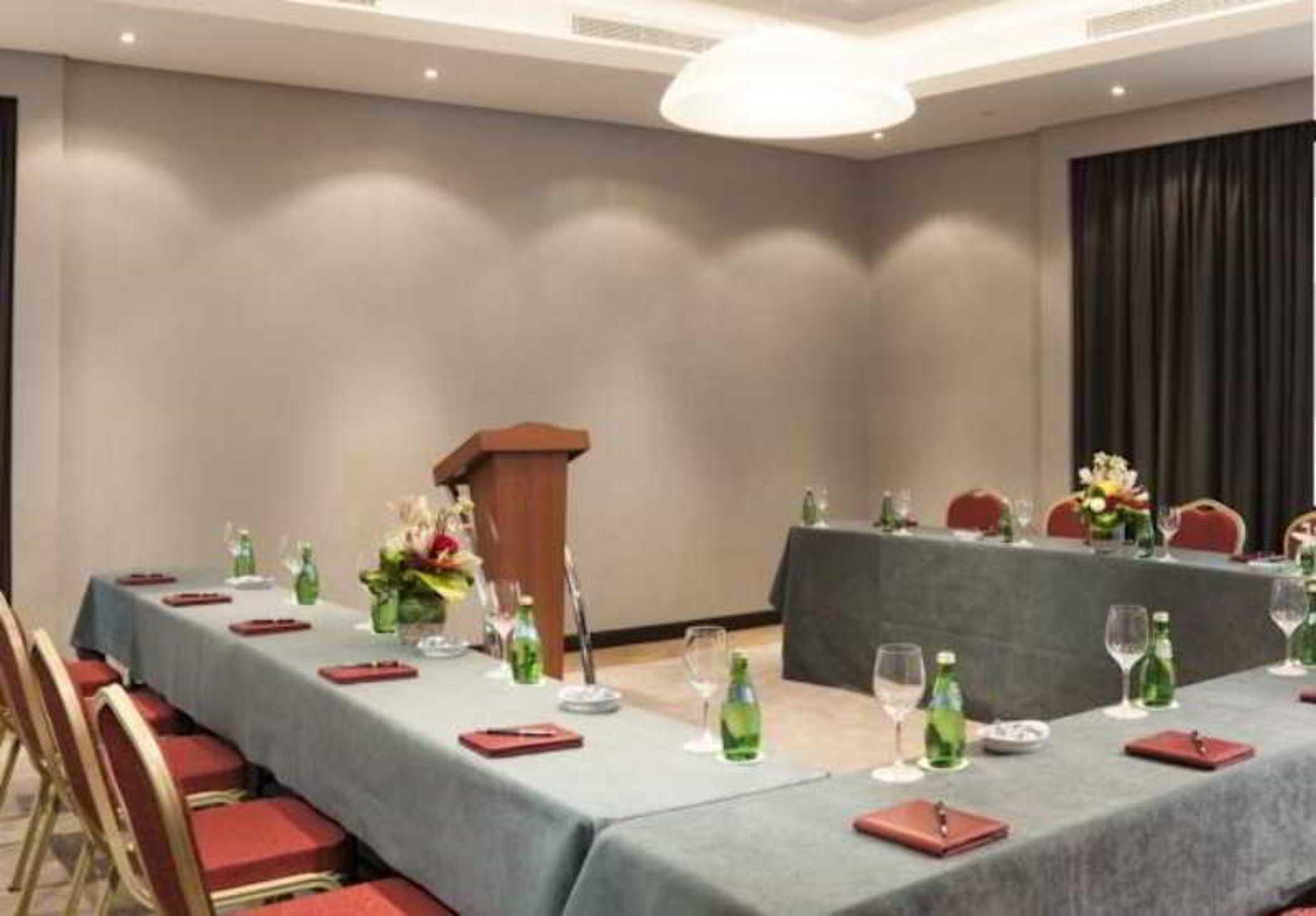 Carlton Downtown Hotel Dubaj Kültér fotó